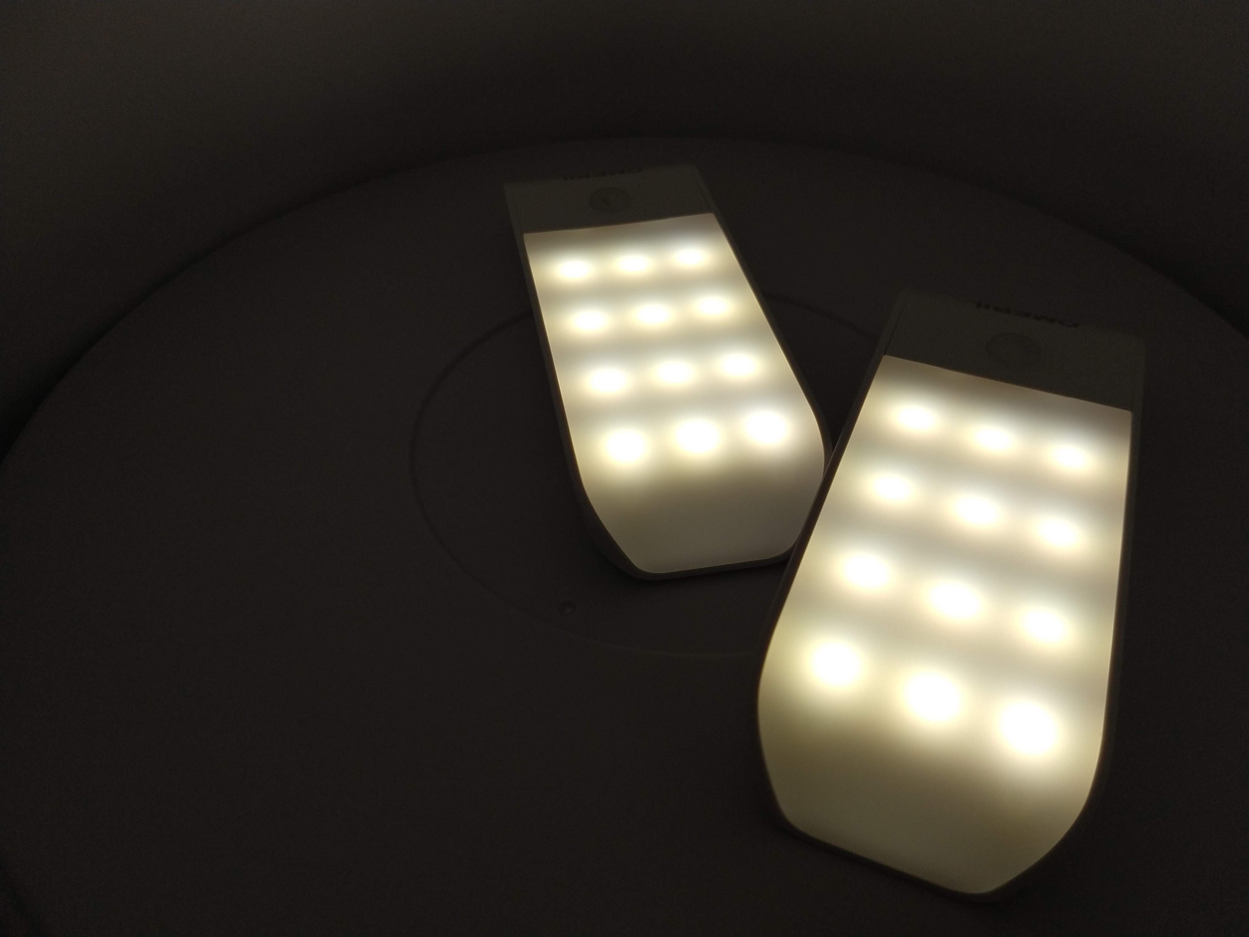 LED Nachtlicht Steckdose Bewegungsmelder ON//OFF//AUTO 2 St/ücke Led Steckdosenlicht mit 3 Modi 8 LEDs Helligkeitssensor Orientierungslicht f/ür Kinderzimmer Badezimmer Treppe